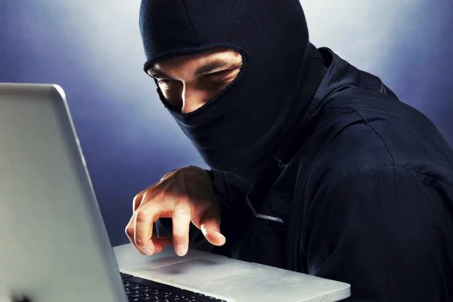 La OCU frente a la ley: Exigiendo responsabilidad corporativa en ciberseguridad