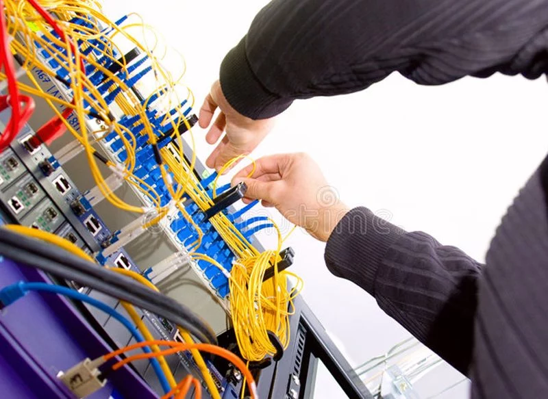 3 TIPOS DE INTERNET POR CABLE DE FIBRA ÓPTICA