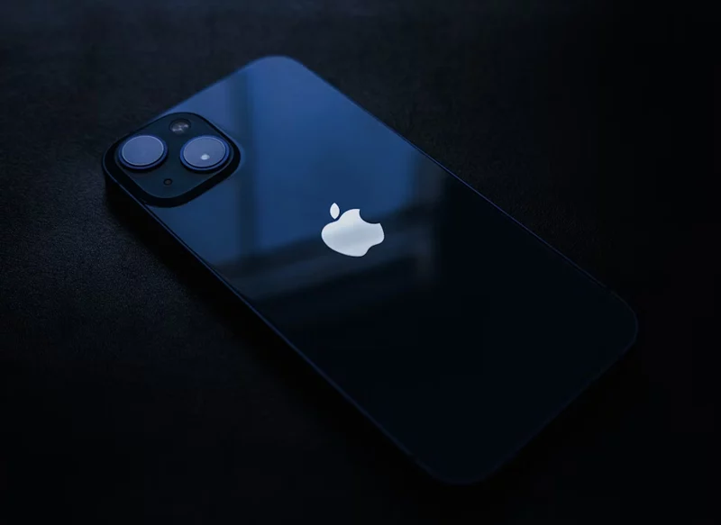 ¿MERECE LA PENA COMPRAR UN IPHONE?