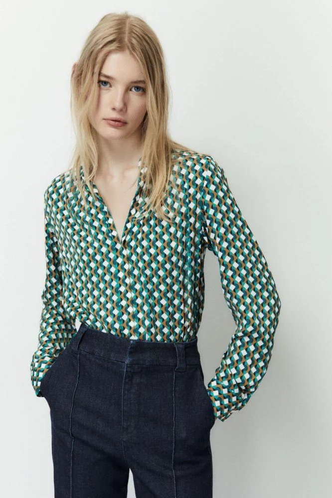 Blusa fluida estampada