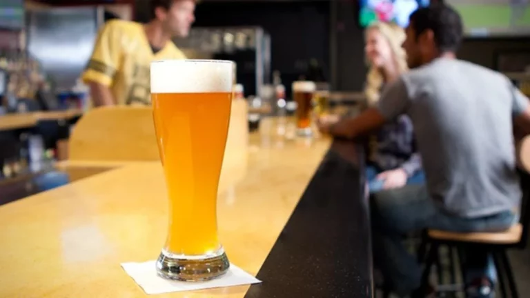 La OCU lo confirma: la peor cerveza de España la tiene este supermercado