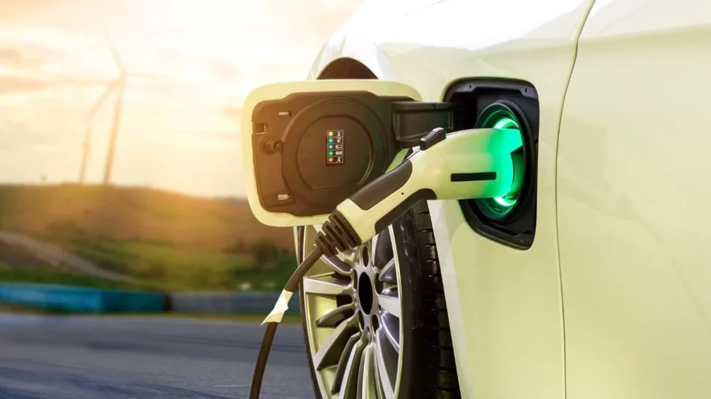 Energía Gratis Para Su Casa… Y Para Sus Coches Eléctricos