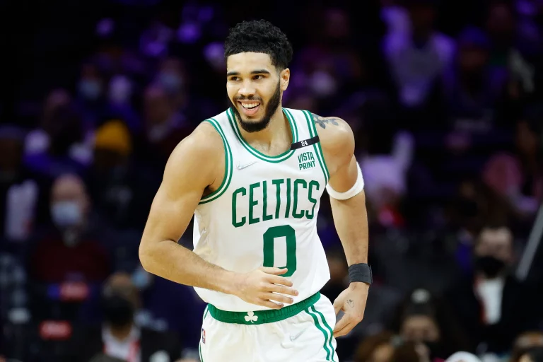 Jayson Tatum incendia Boston al hablar muy claro del eterno rival