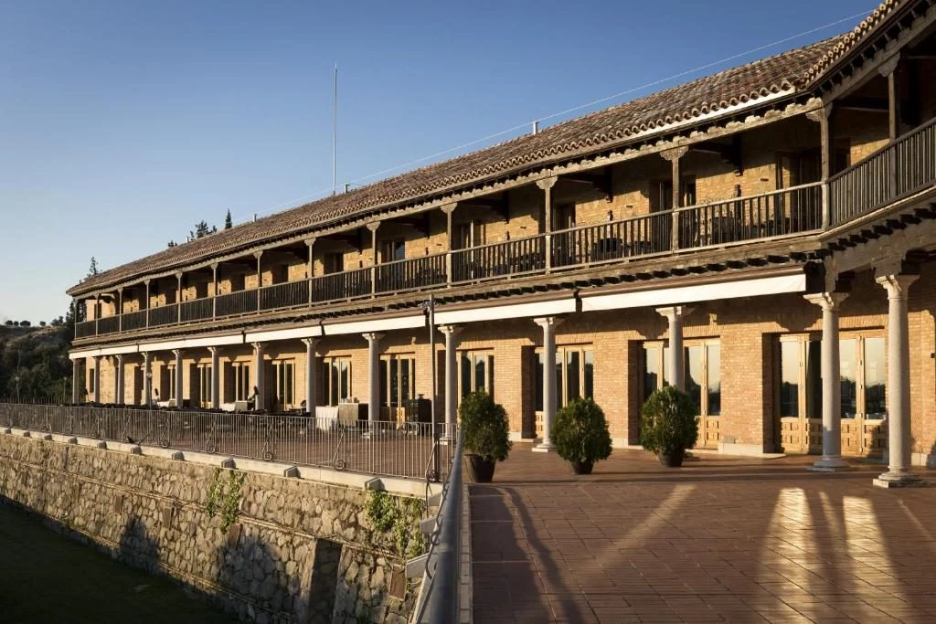 Toledo Romántico: Escapada de Ensueño desde el Parador