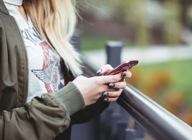 CÓMO PROTEGERSE DEL SMISHING