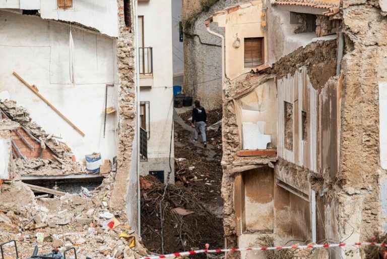 Encuentran restos humanos en Las Ramblas de Letur, el municipio de Albacete continúan las labores de búsqueda tras la DANA