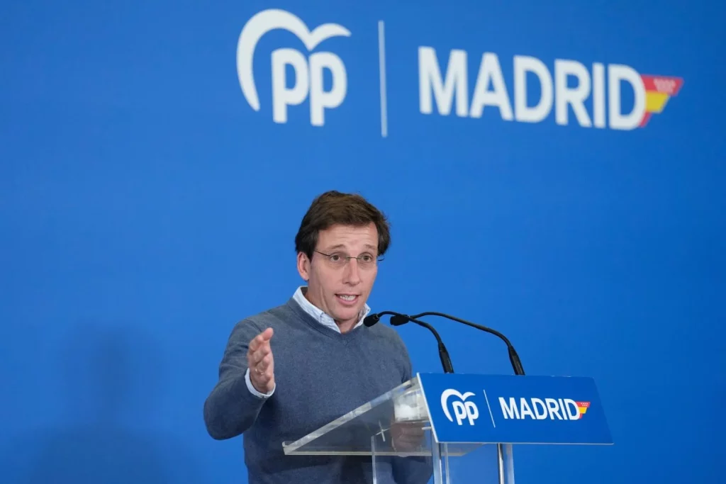 Airbnb Se Moviliza Contra Los Intentos De Controlar Los Pisos Turísticos Madrid Y Barcelona 1 Europapress 6346502 Alcalde Madrid Jose Luis Martinez Almeida Clausura Jornadas Trabajo Comite