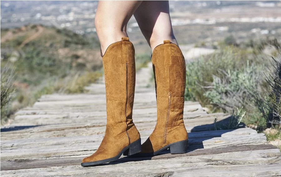 Las 4 mejores botas cowboy de Zara para pisar fuerte en otoño e invierno