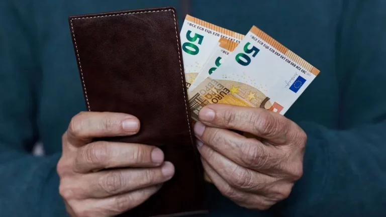 El alto coste del SMI tendrá impacto en 350.000 empleos