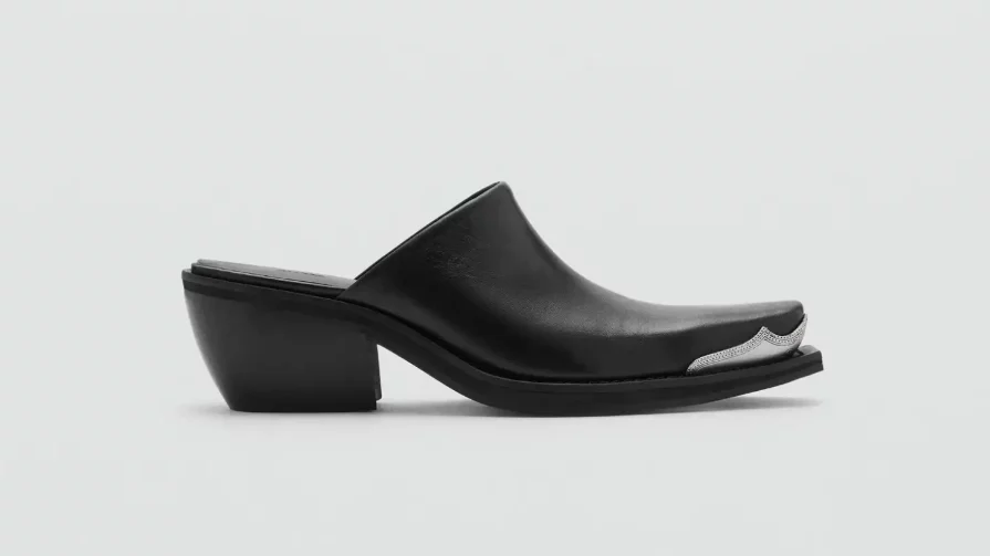 Radiante de los pies a cabeza con estos 8 zapatos de tacón cómodos de Mango