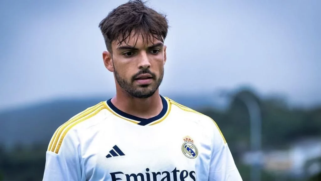 Luis De La Fuente Prepara Un Golpe Demoledor Contra El Real Madrid 136 Raul Asencio Madrid