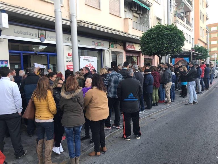 Alaquàs y Manises compiten por hacer historia y ver quién logra tres ‘Gordos’ consecutivos en Navidad