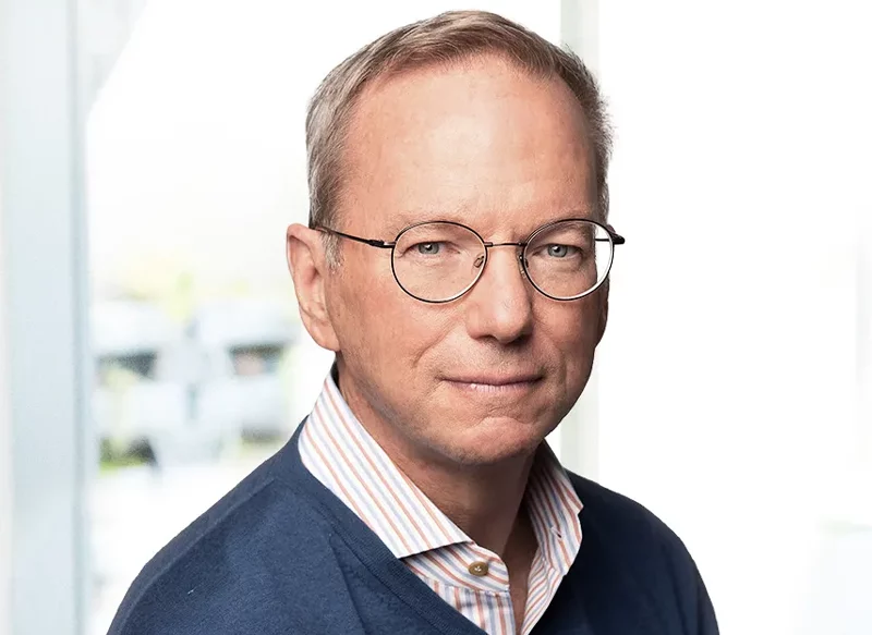 ¿Qué Haría El Exceo De Google Si Tuviese El Control De La Ia?