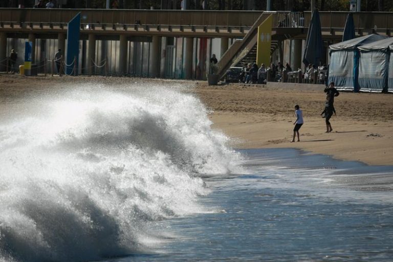 Cataluña desactiva la alerta por viento tras 2.000 llamadas al 112