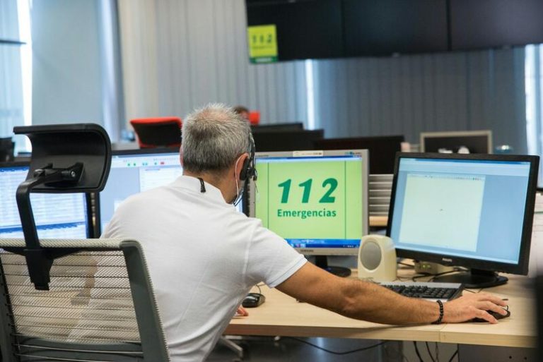 Muere una persona en Mijas (Málaga) tras incendiarse su vehículo en una finca