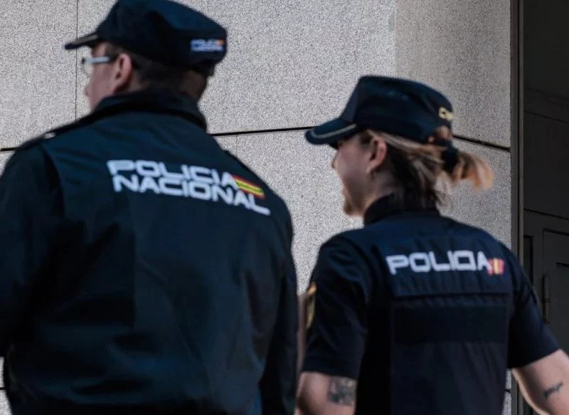 Un Agente Está Obligado A Identificarse