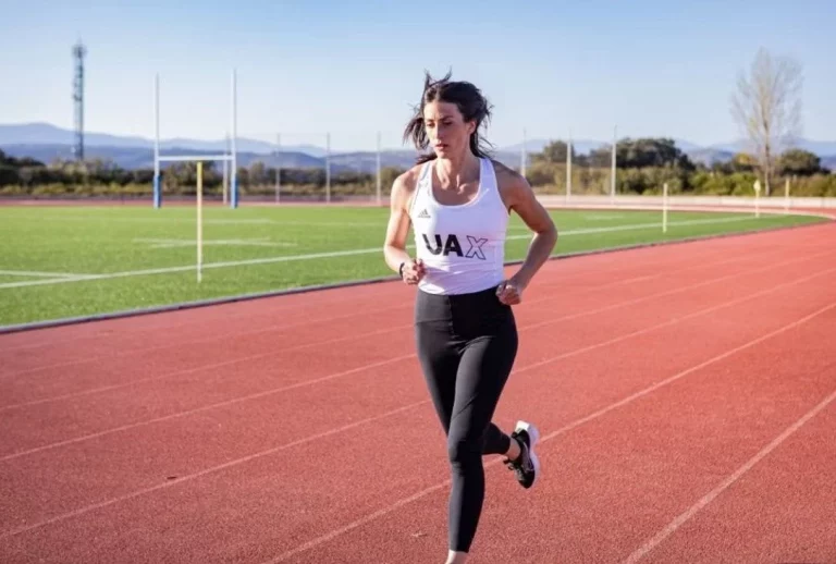 Los expertos de UAX Rafa Nadal School of Sport aconsejan cómo afrontar la San Silvestre 2024