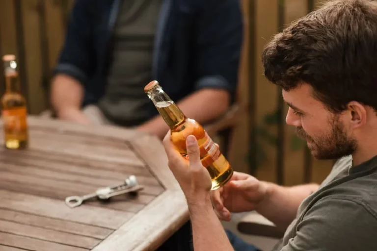 El consumo de bebidas sin alcohol se dispara: una opción saludable y sofisticada