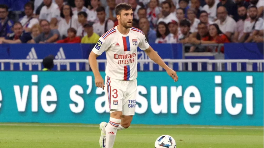 Tagliafico Frena En Seco Al Sevilla Fc ¡El Oviedo Mejora La Oferta! 1 El Oviedo Va Con Todo A Por Tagliafico. Fuente: Agencias