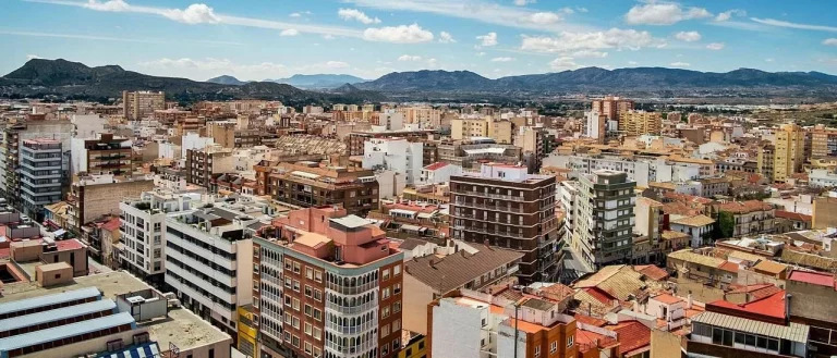 El precio de la vivienda subirá un 4,7% en 2025 debido a la escasez
