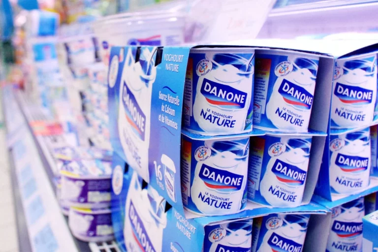 El truco que usa Danone para vender más yogures