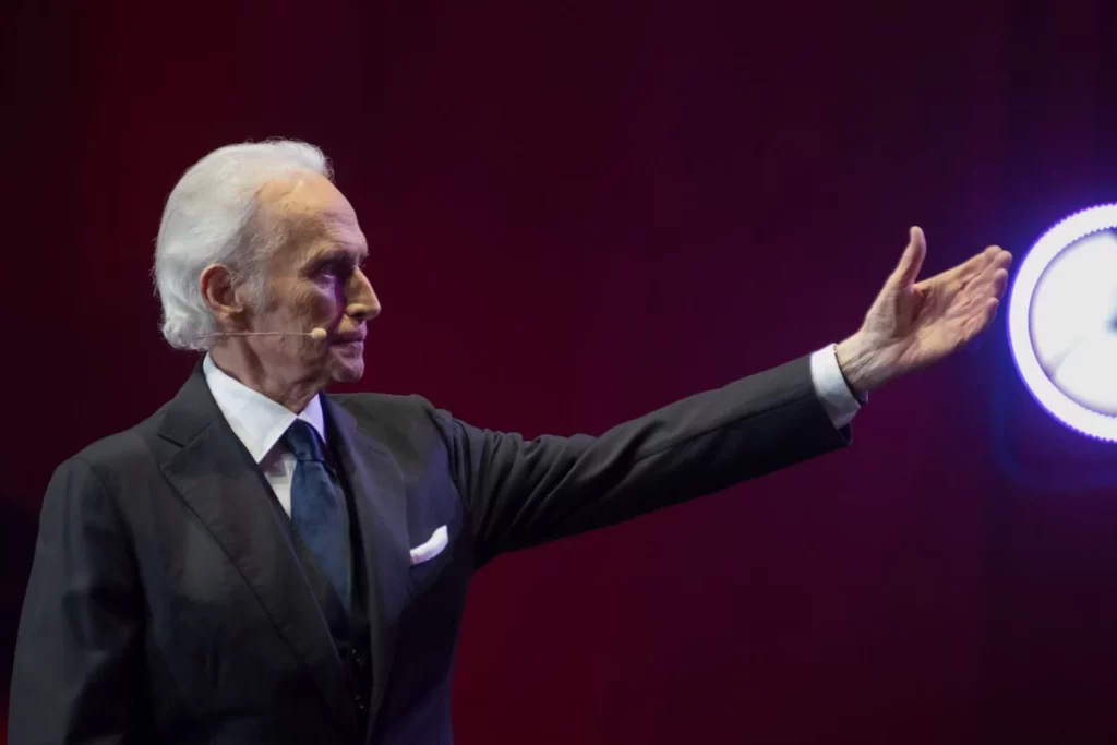 Las 25 Personas Más Influyentes En España En El Área Del Tercer Sector 9 Europapress 6288971 Cantante Compositor Director Orquesta Josep Carreras Actuacion Paseo Gracia