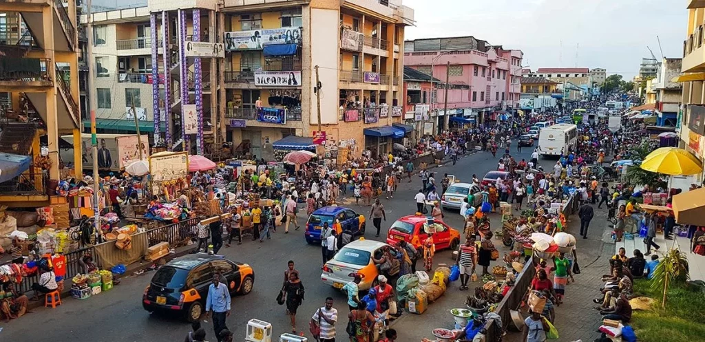 Ghana Y Malasia: Desafíos Culturales Y Barreras Sociales