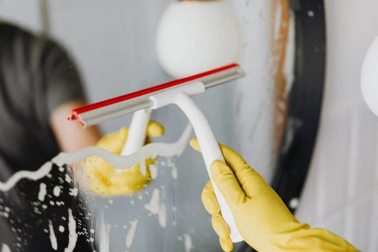 La mezcla mágica para tener siempre limpios los cristales se hace con dos productos que tienes en casa