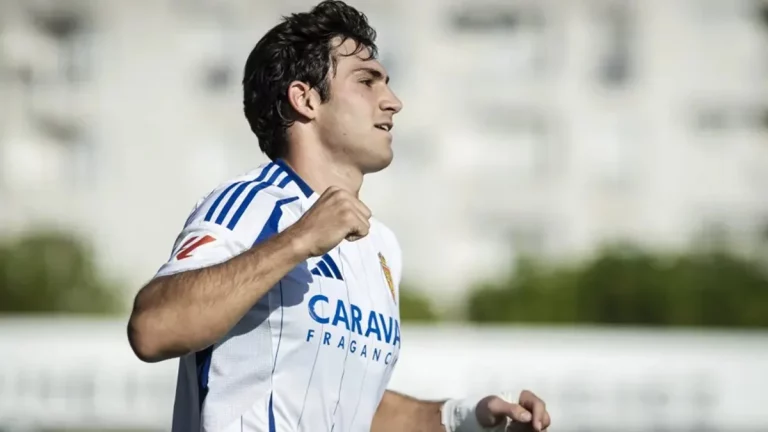 El Real Zaragoza se pone duro con Iván Azón: Respuesta tajante