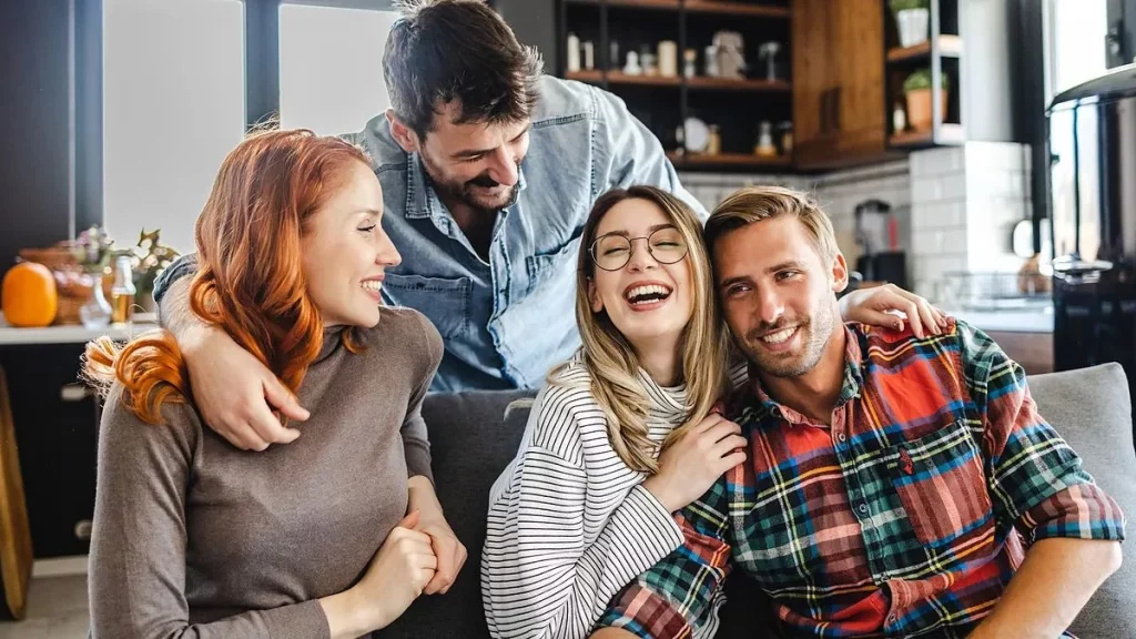 Experto De Harvard Revela El Secreto De La Felicidad: No Está En El Dinero 16 Las Relaciones Sociales, La Clave De La Felicidad