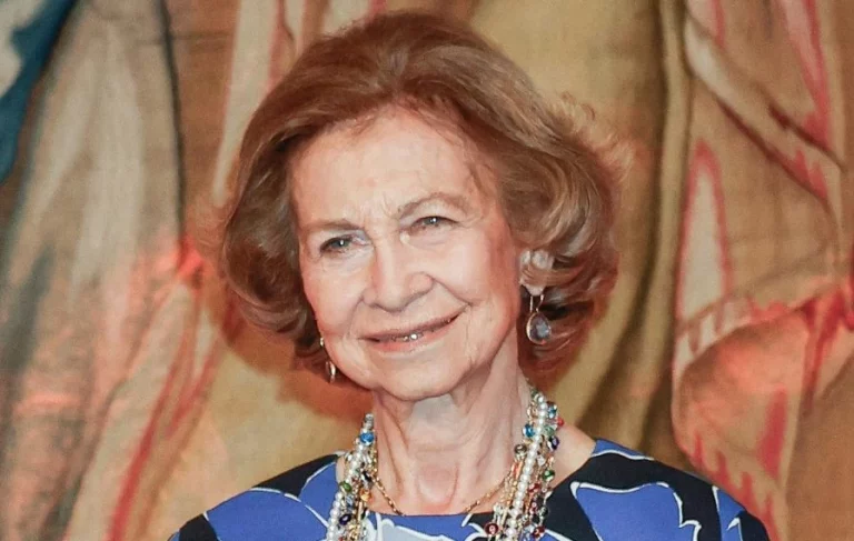 Lo que decía la reina Sofía de Juan Carlos antes de  destaparse las fotos íntimas con Bárbara Rey
