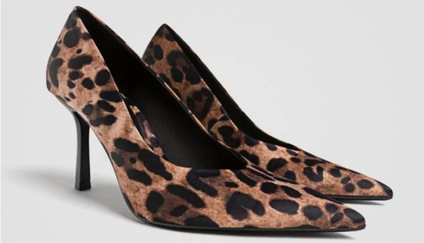 Luce como una reina con estos zapatos de tacón de Stradivarius y Pull&Bear