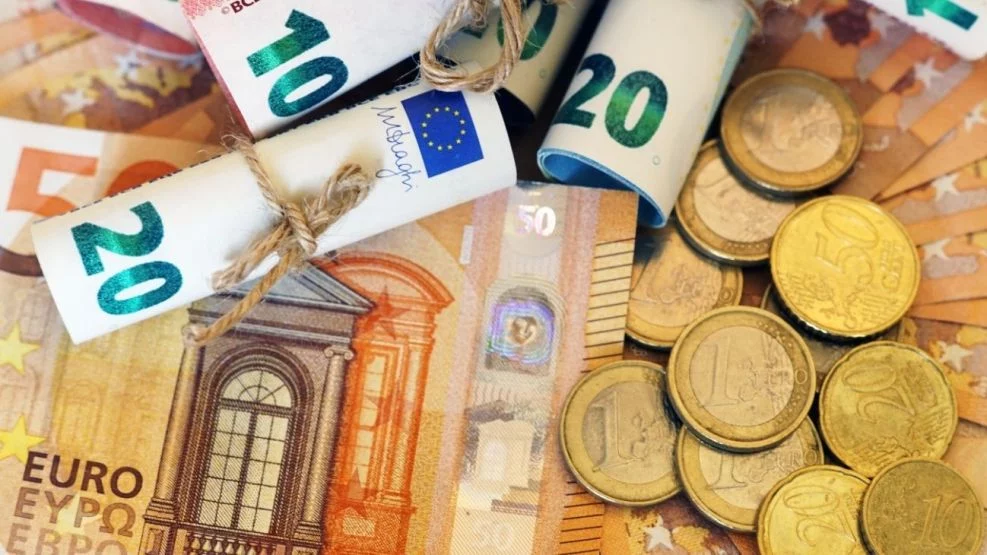 Tendencias De Ahorro En España: El Análisis De La Ocu Sobre Los Hábitos Financieros
