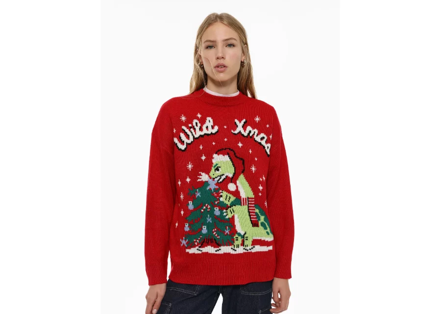 Solo lo vas a usar en Navidad, así que pilla este jersey navideño de Lefties de solo 7 euros que es precioso