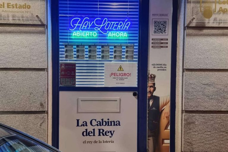 Pepito Herranz, la administración que hace historia con su servicio 24 horas para la Lotería de Navidad 2024