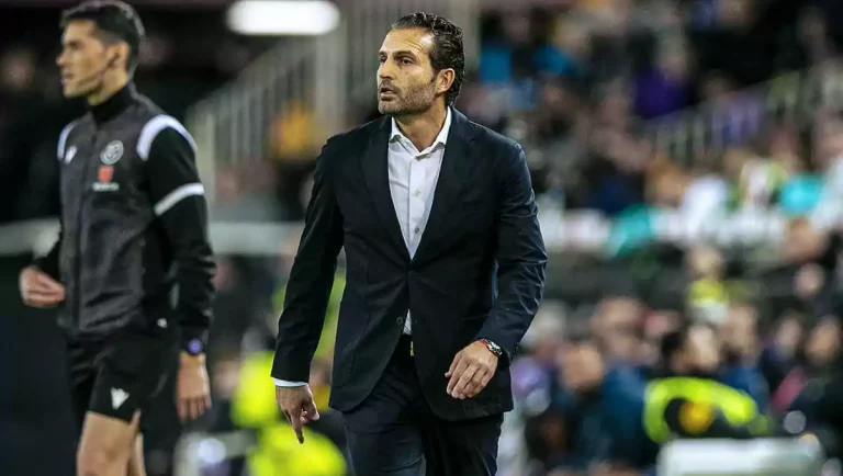 Baraja tiene las horas contadas en el Valencia CF