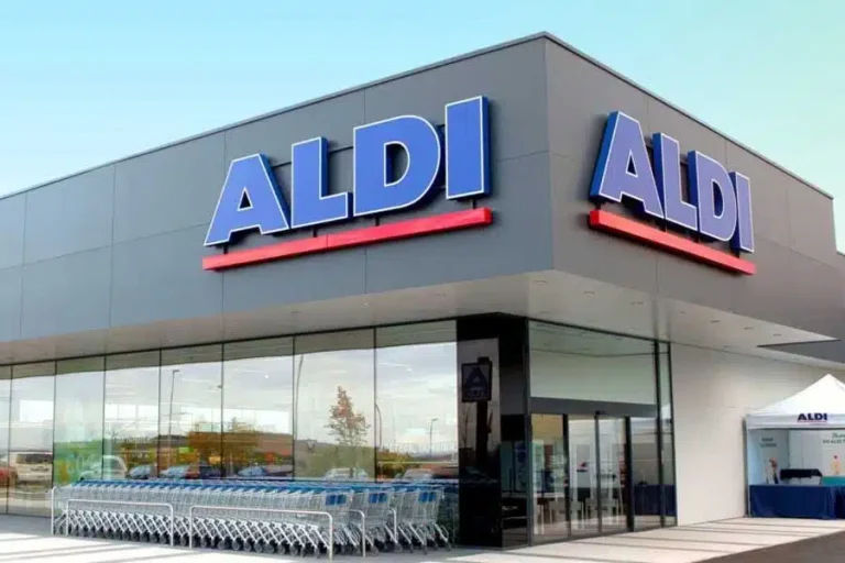 Cierran un supermercado Aldi tras encontrar excrementos y ratones en la panadería