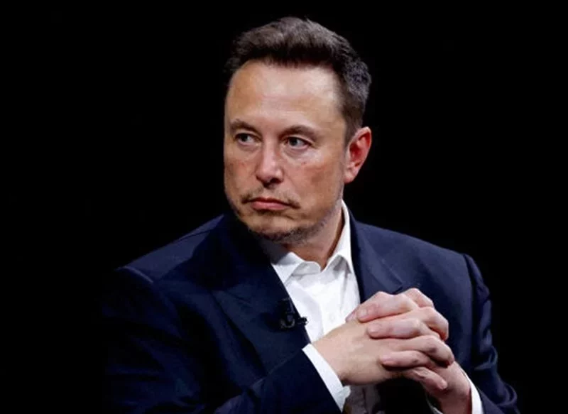 Elon Musk Y Jeff Bezos Compiten Con Las Empresas Españolas