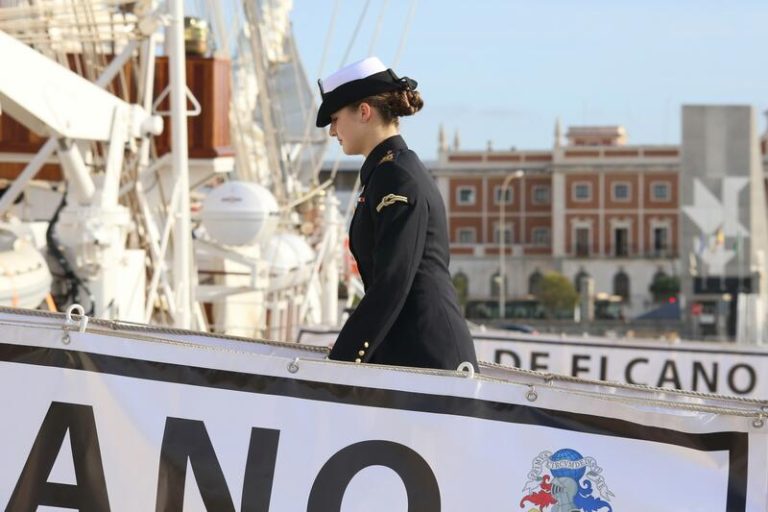 La princesa Leonor llega a Tenerife en el buque ‘Juan Sebastián de Elcano’