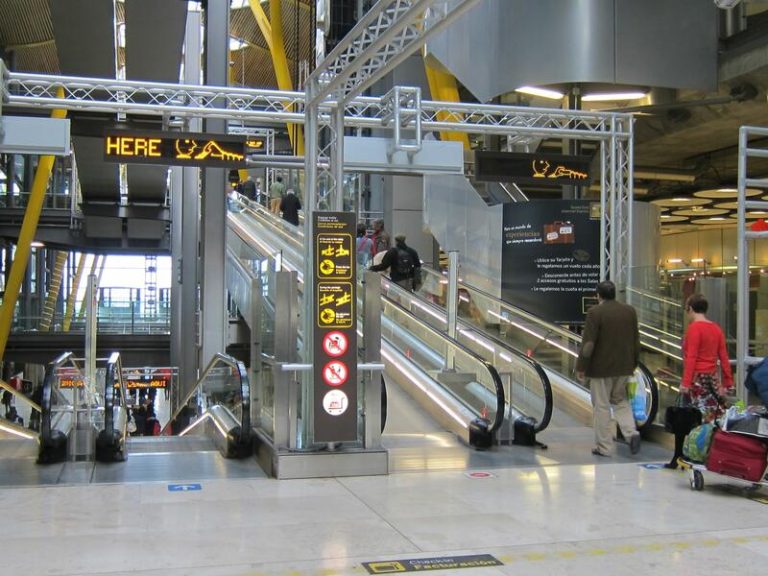 Crece la previsión de vuelos internacionales hacia España para febrero