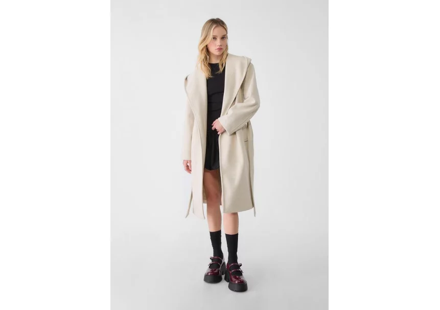 3 Abrigos De Las Rebajas De Enero De Stradivarius Baratos, Duraderos Y De Buena Calidad 32 3 Abrigos De Las Rebajas De Enero De Stradivarius Baratos, Duraderos Y De Buena Calidad