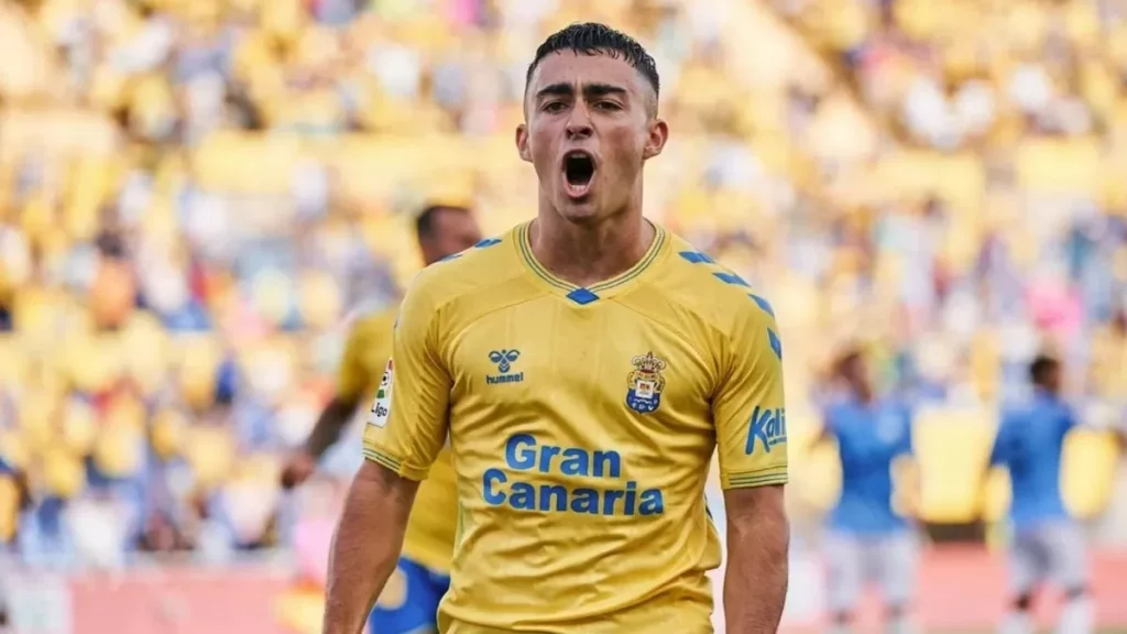 Moleiro Huye De Las Palmas Tras El Descenso: Se Confirma El Bombazo 1 Moleiro Pone Rumbo Al Villarreal Tras El Descenso De Las Palmas