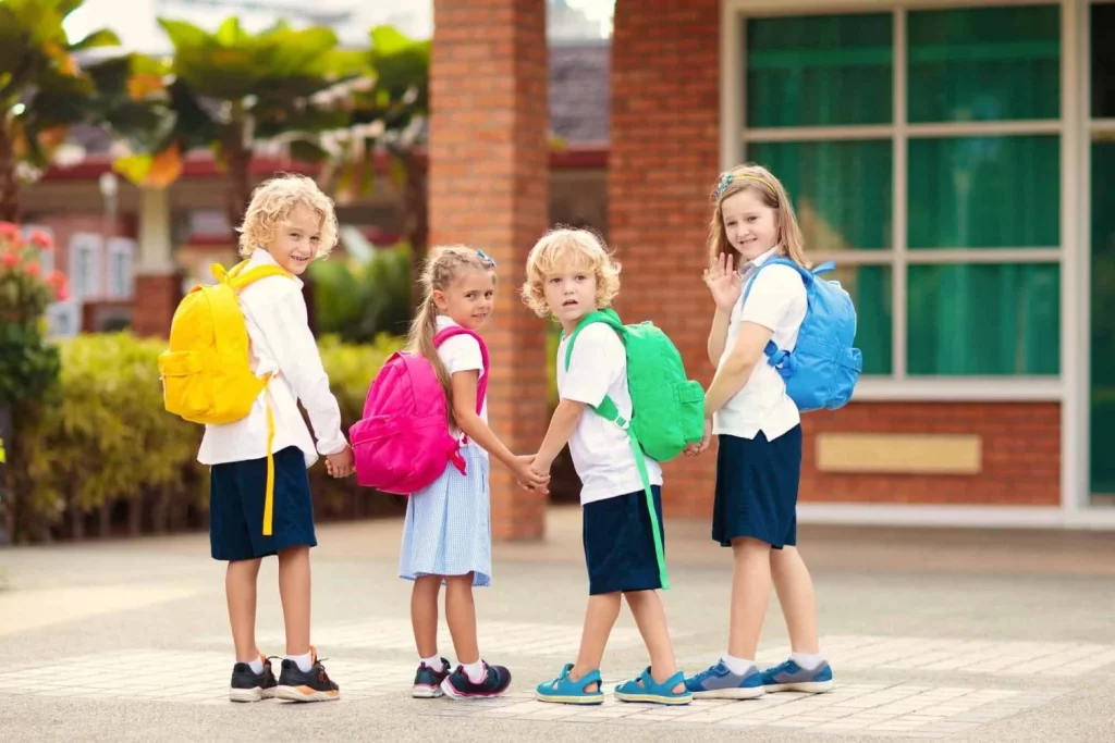 Beneficios Para Los Niños De Caminar Solo Al Colegio