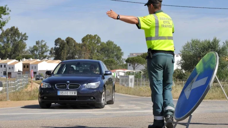 La DGT usa este truco infalible para atrapar a los conductores que van demasiado rápido