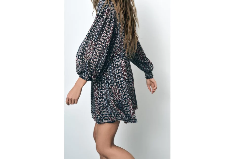Encontramos en Zara el vestido bohemio que ha enamorado a Sara Carbonero