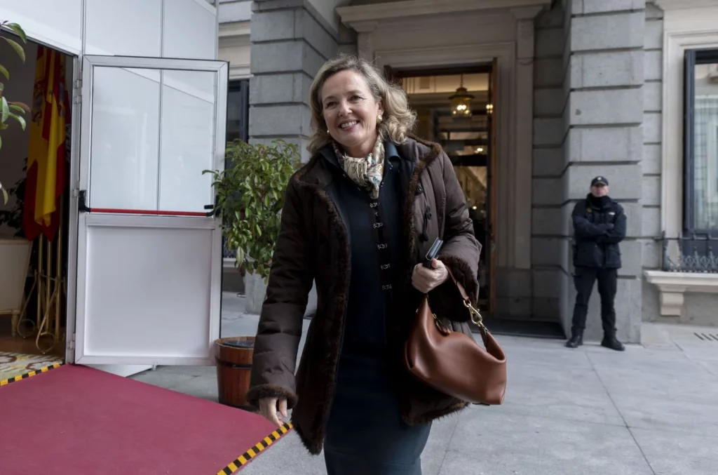 Los 50 Políticos Más Influyentes En España 120 Europapress 5623539 Vicepresidenta Primera Ministra Economia Comercio Empresa Nadia Calvino