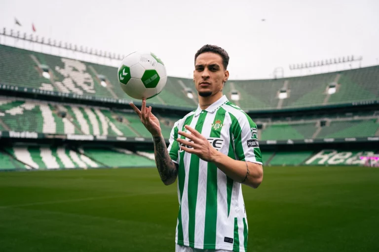 El Betis ya sabe el precio de Antony