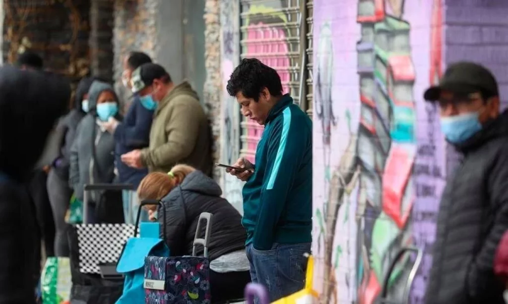 Los Más Vulnerables Se Quedan Fuera De La Tarjeta Familias Por La Subida Del Imv 1 La Tarjeta Familias Es Una Herramienta De Apoyo Para Los Hogares Vulnerables En Madrid
