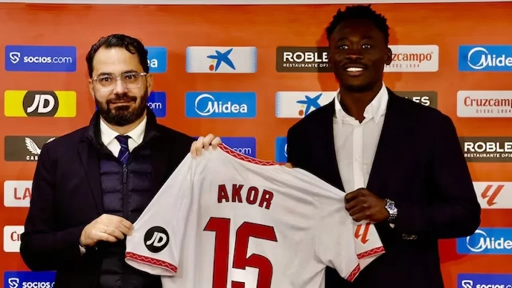 Akor Adams Sevilla Fc