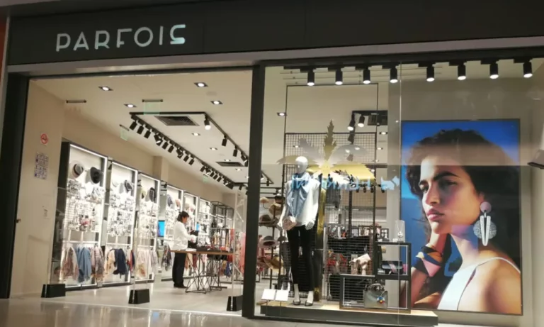Las rebajas de Parfois nos dejan productos desde 6 euros en sus tiendas: chalecos, sudaderas, jerséis y más